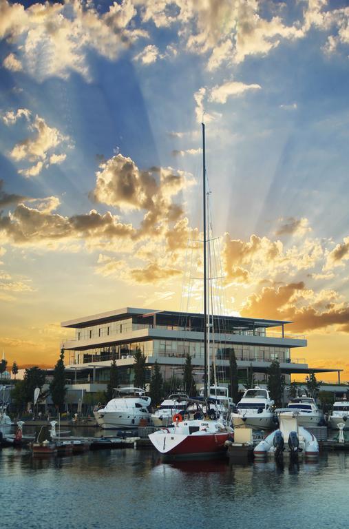 Atakoy Marina Park Hotel Residence Istanbul Exterior photo